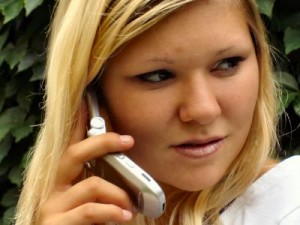 Der Handytrick für den Heimweg - FemNews.de