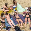 Der richtige Bikini für deine Problemzonen 01 - FemNews.de