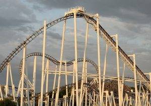 Movie Park Germany - MP Xpress - Mit 80 km/h ins Bodenlose - FemNews.de