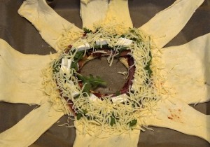 Mahlzeit - Rezept - Pizzaring - Schnell zubereitet und ein Leckerbissen - FemNews.de Mahlzeit - Rezept - Pizzaring - Schnell zubereitet und ein Leckerbissen - FemNews.de