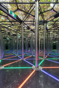 Das Spiegellabyrinth ist ein toller Spaß für die ganze Familie.<br/> FemNews.de – City-Check Singapur - Canopy Park