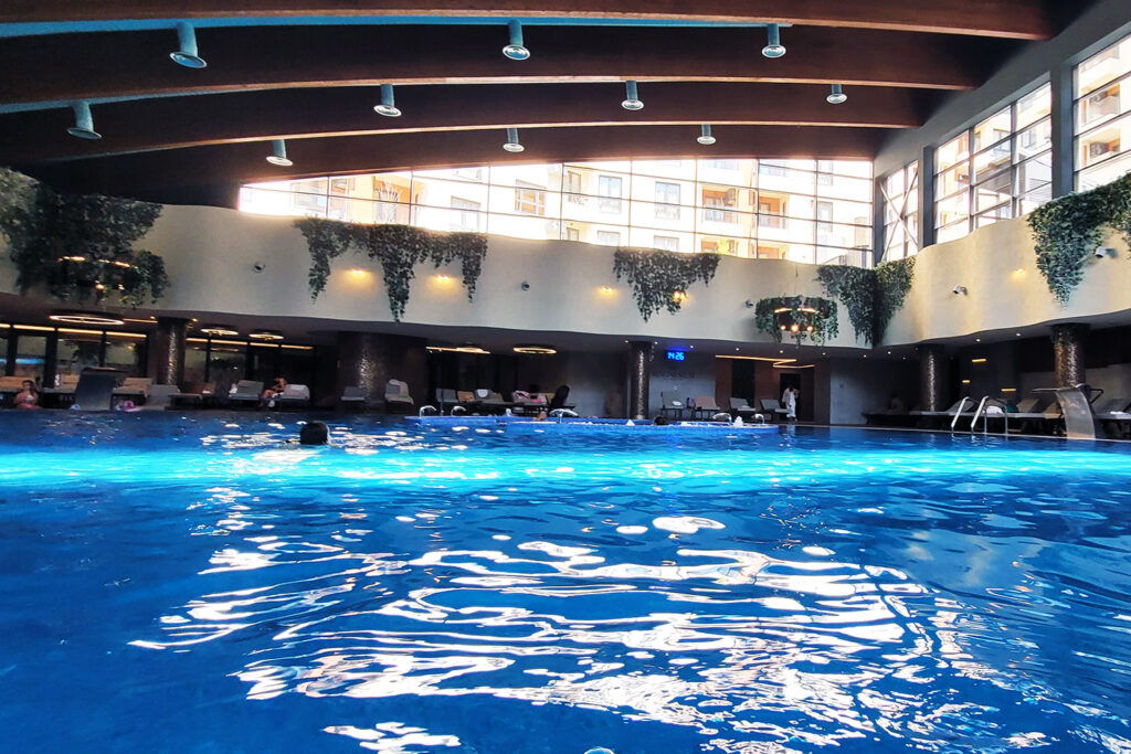 Zeit für eine Wellness-Pause – City-Check Zlatibor, FemNews.de Innenpool im Wellnessbereich des Hotel Zlatibor