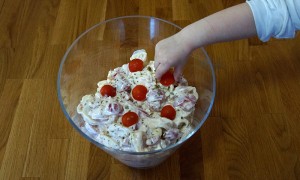 Mahlzeit - Rezept - Tortellini-Salat mit Schinken und Tomaten 06 - FemNews.de