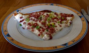 Mahlzeit - Rezept - Low Carb - Flammkuchen - Guten Appetit - FemNews.de